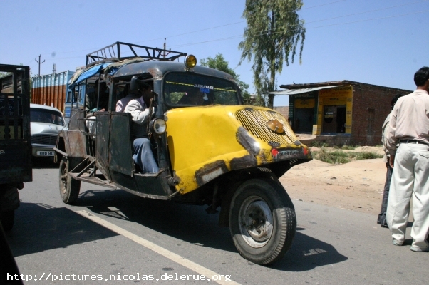 slideshow image
